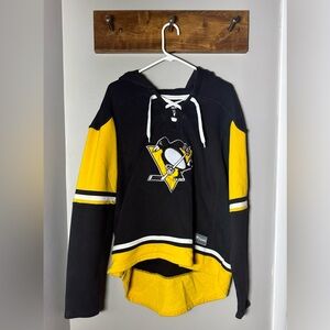 Fanatics Pittsburgh Penguins Black and Yellow Lace Up Hockey Hoodie, Woman’s 3XL